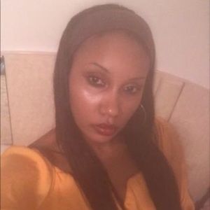 Meet your Posher, Cynthia